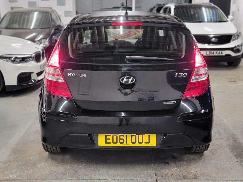 Hyundai I30 1.6 Crdi Comfort Euro 4 Black #6