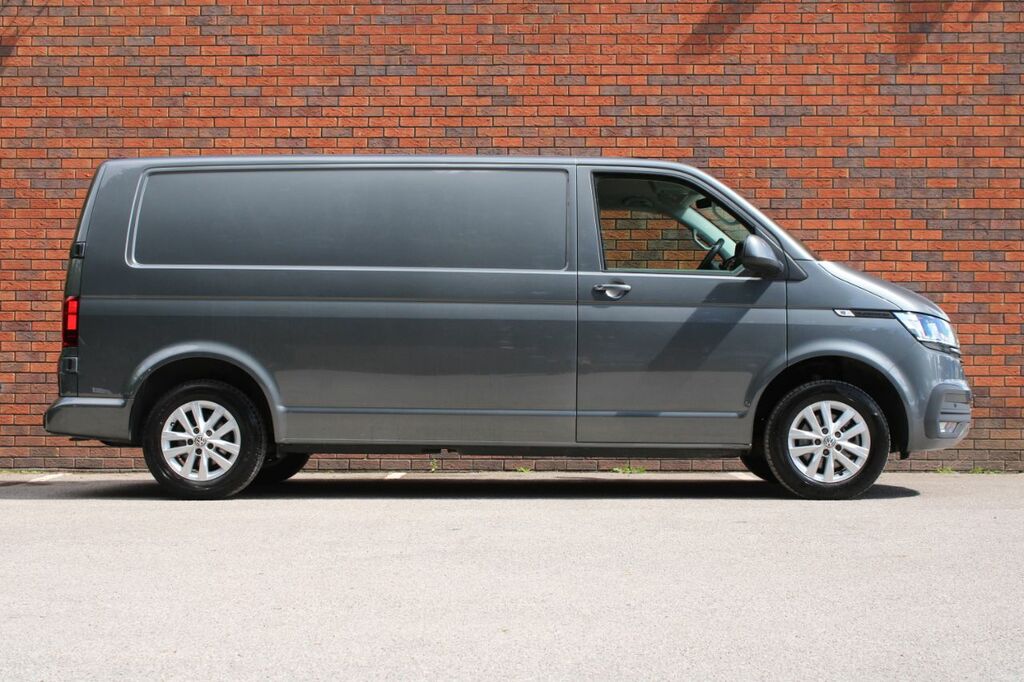 Volkswagen Transporter 2.0 Tdi T30 Highline Fwd Lwb Euro 6 Ss Grey #2