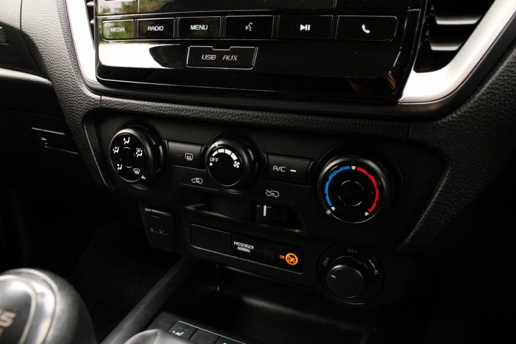 Isuzu D-Max 1.9 Dl40 Double Cab 4X4 Red #19