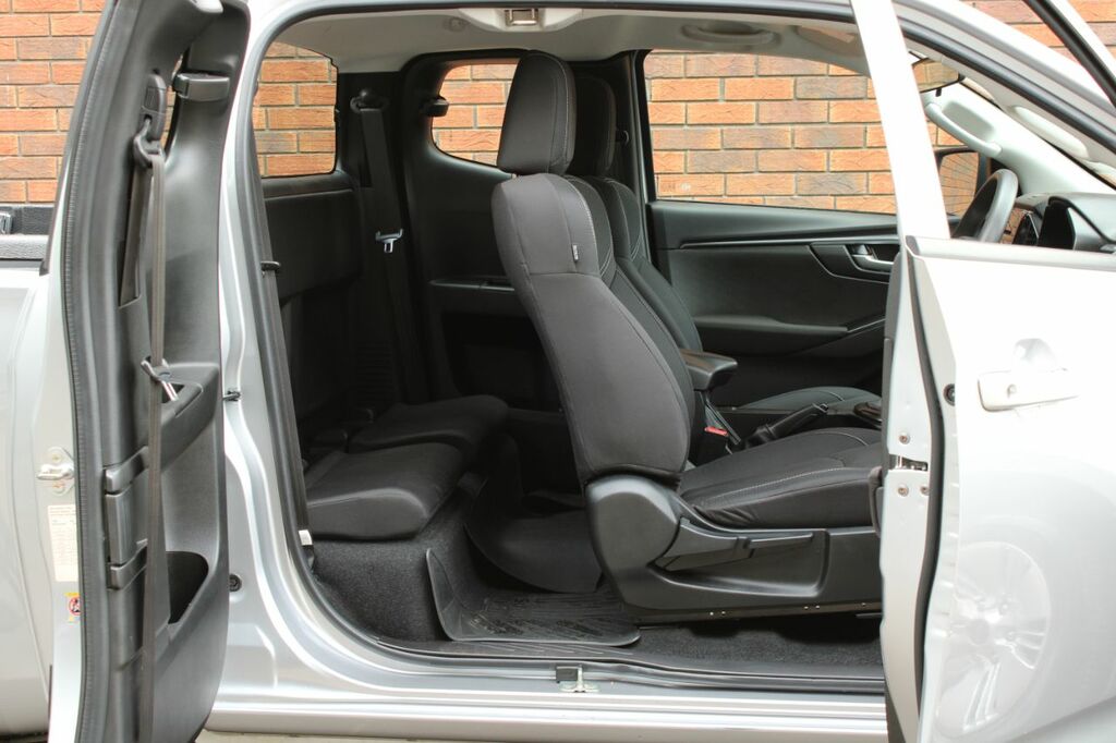 Isuzu D-Max 1.9 Dl40 Double Cab 4X4 Red #9