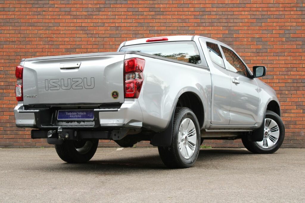 Isuzu D-Max 1.9 Dl40 Double Cab 4X4 Red #16