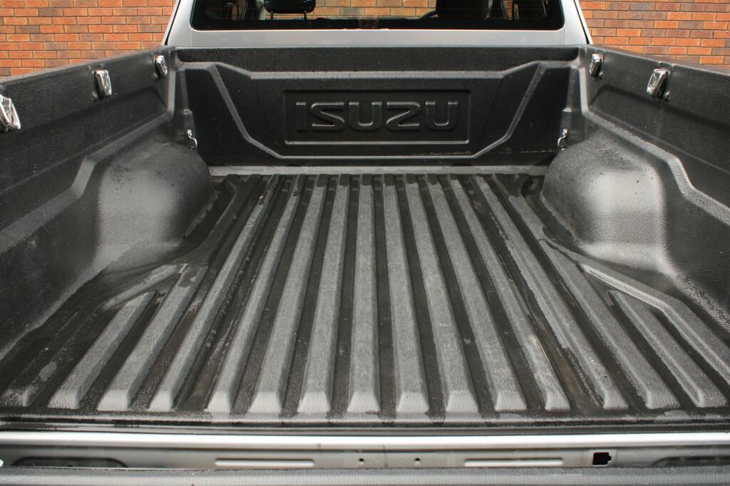 Isuzu D-Max 1.9 Dl40 Double Cab 4X4 Red #11