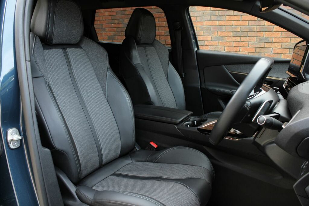 Peugeot 5008 1.2 Puretech Allure Premium Eat Euro 6 Ss Blue #4