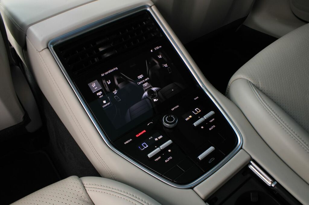 Porsche Panamera 4 E-hybrid  #7