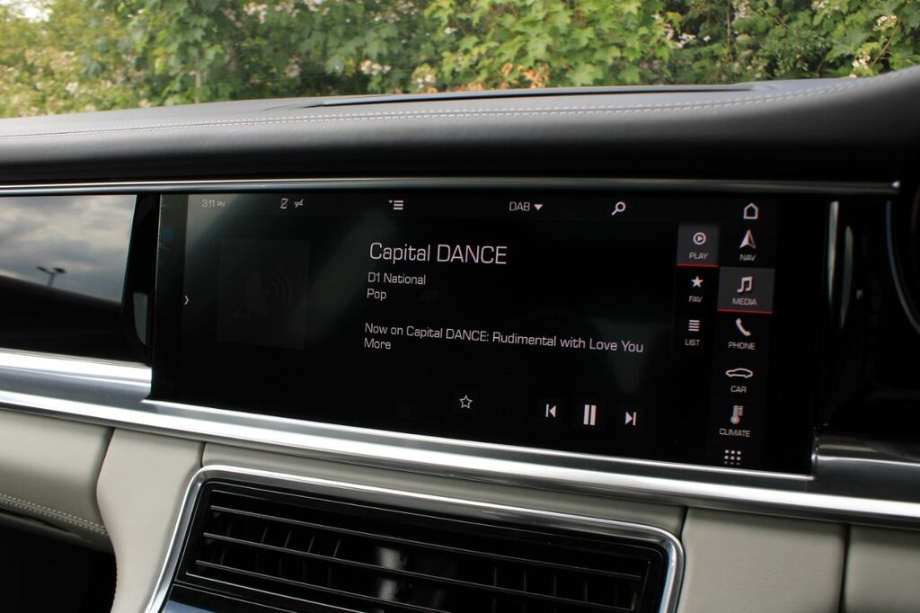 Porsche Panamera 4 E-hybrid  #28