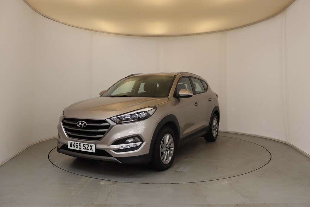 Hyundai Tucson 1.6L Se White #3