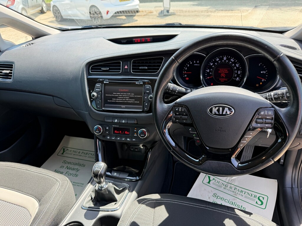 Kia Ceed 1.6 Crdi 3 LB63GLY Silver #6