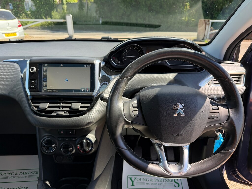 Peugeot 208 1.2 Puretech 82 Allure Blue #6
