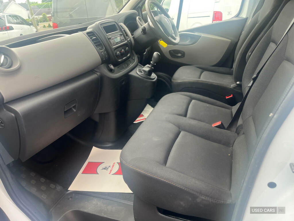 Renault Trafic Sl29dci 115 Business Van White #3