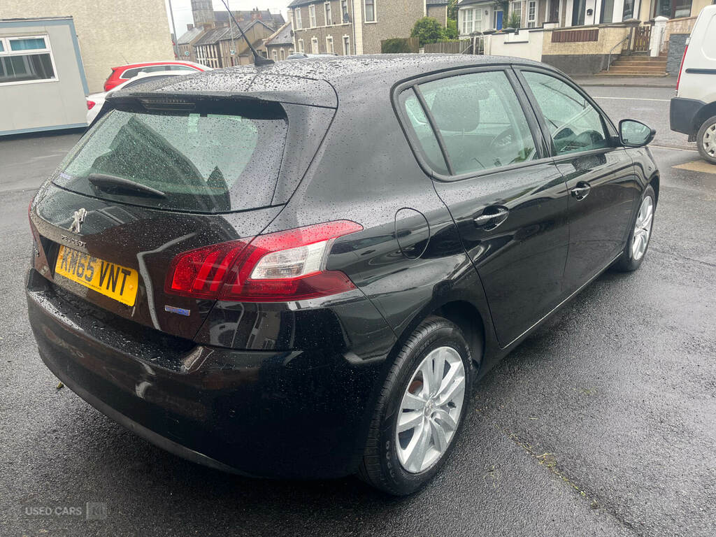 Peugeot 308 1.6 Bluehdi 120 Active Black #2