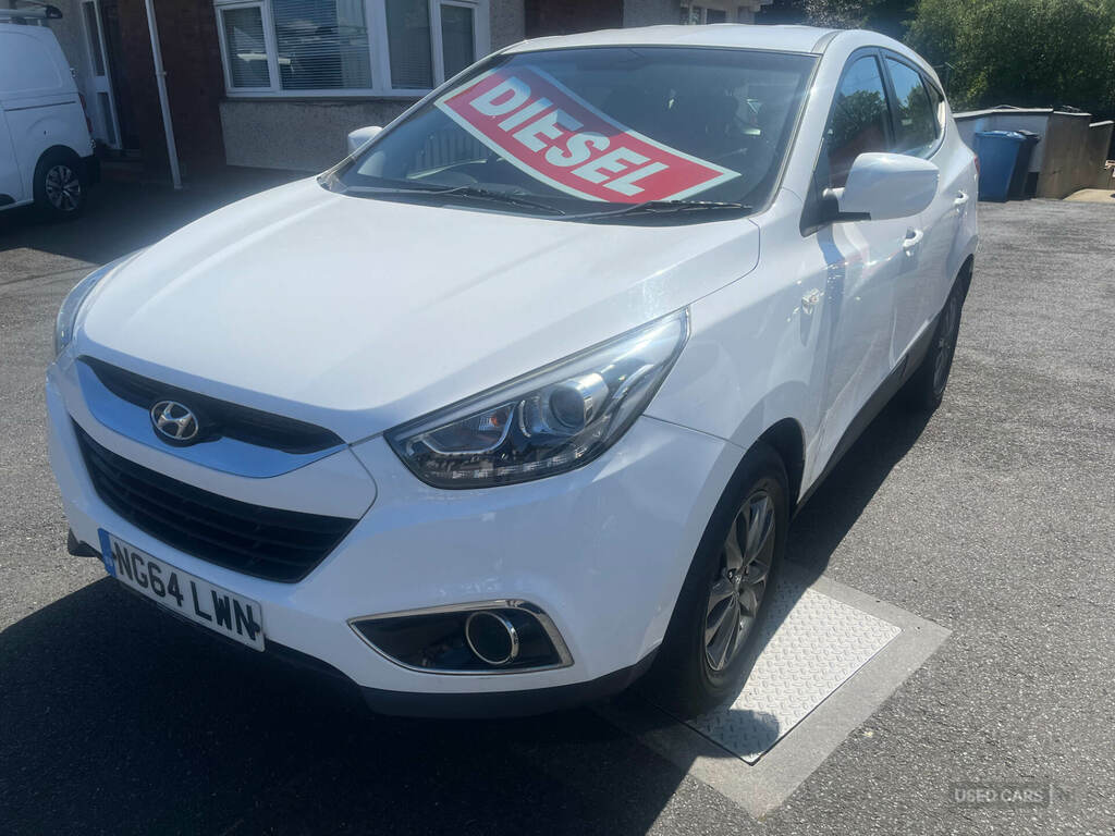 Hyundai Ix35 1.7 Crdi S 2Wd White #2