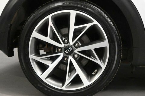 Kia Niro 2 5-Door Red #35
