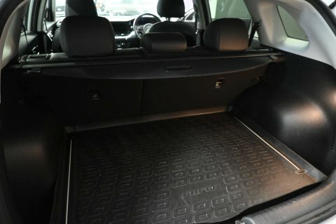 Kia Niro 2 5-Door Red #34