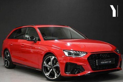 Audi A4 2.0 A4 Black Red