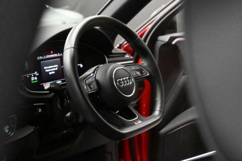 Audi A4 2.0 A4 Black Red #3