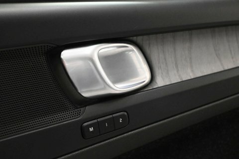 Volvo XC40 R-design Pro, T3 Silver #48