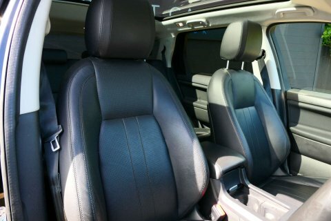 Land Rover Discovery Sport 2.0 Discovery Sport Black #2