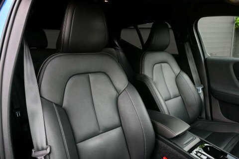 Volvo XC40 2.0 Xc40 R-design Blue #2