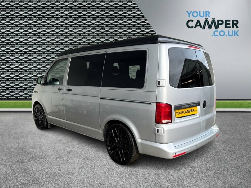 Volkswagen Transporter Highline White #9