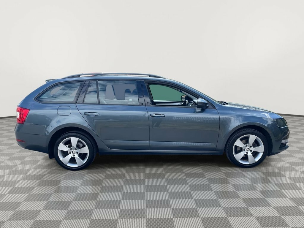 Skoda Octavia 1L Se Drive BV20NHY Grey #5