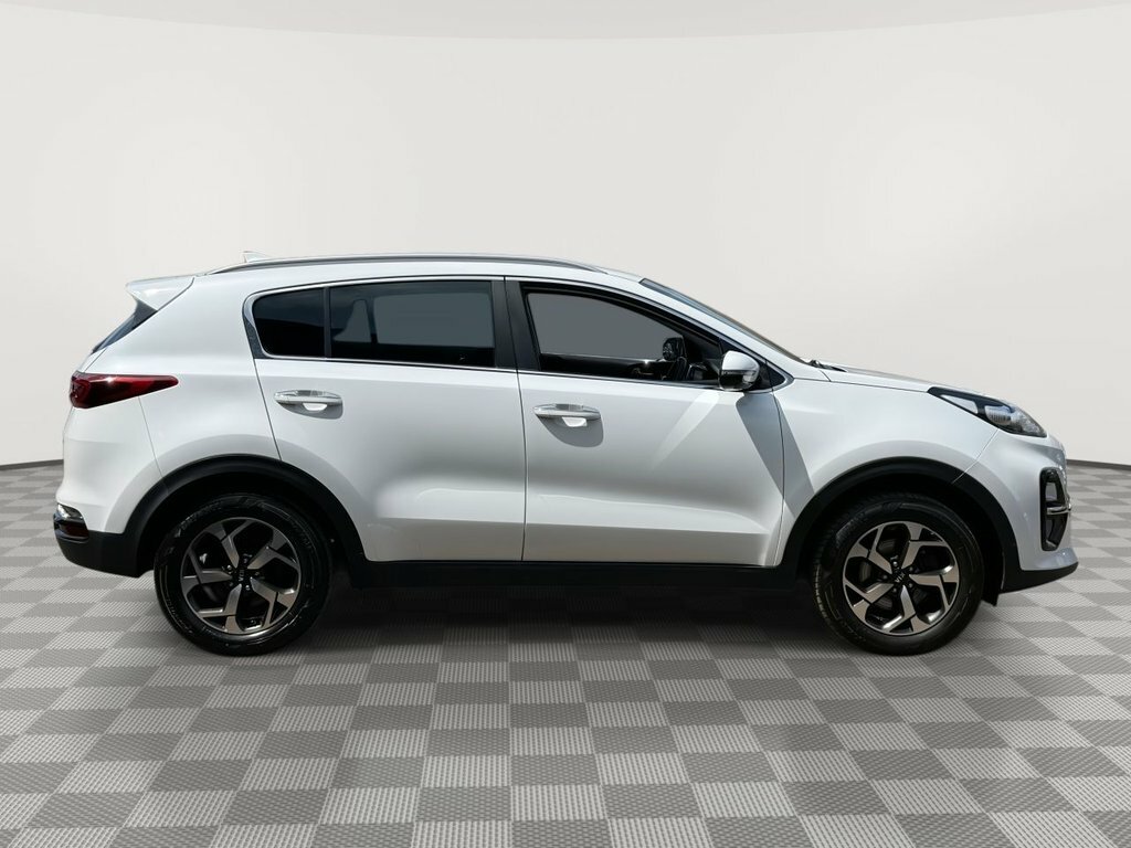 Kia Sportage 1.6L 2 RE19WRG White #6
