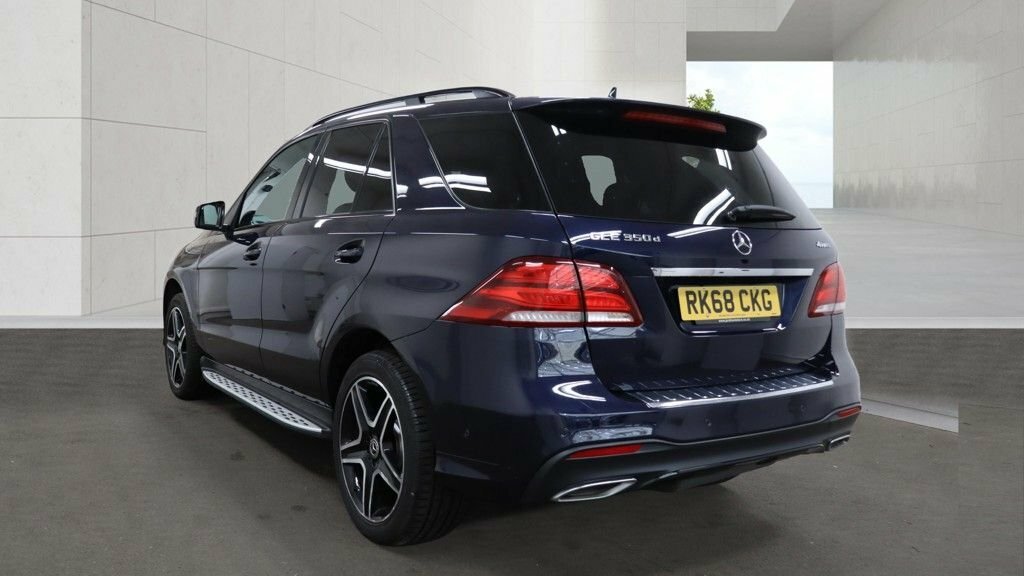 Mercedes-Benz GLE Class 3L Amg Night Edition RK68CKG Blue #3
