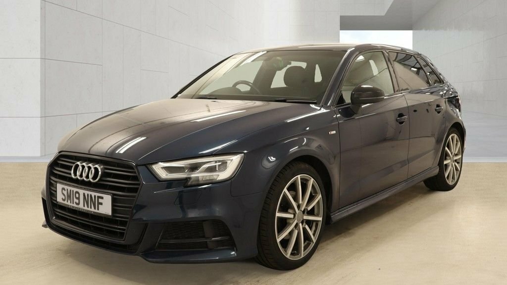 Audi A3 2.0 Sportback Tdi Sport 148 Bhp White #2