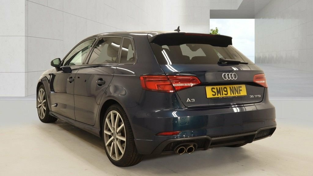 Audi A3 2.0 Sportback Tdi Sport 148 Bhp White #3