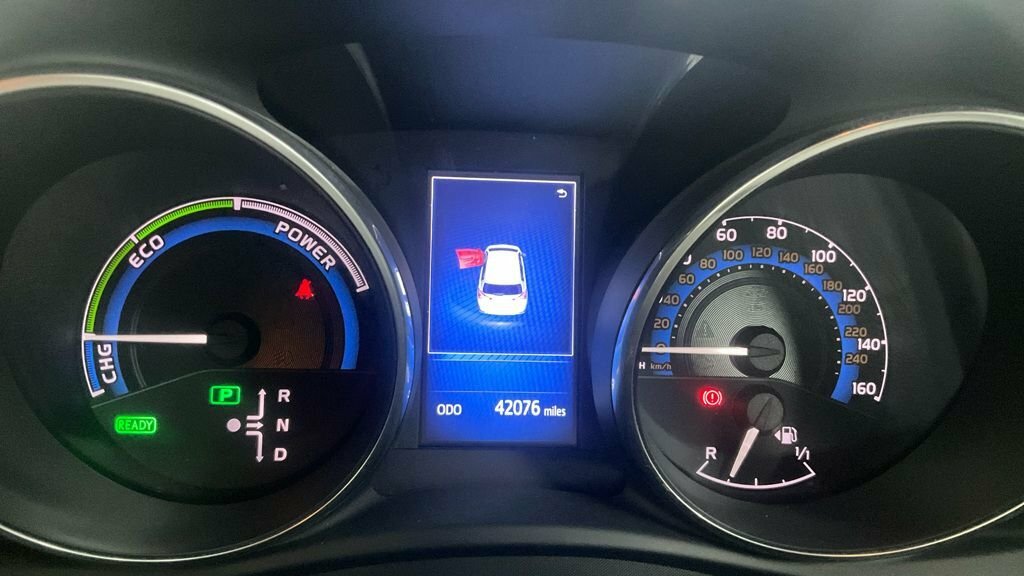 Toyota Auris   #12