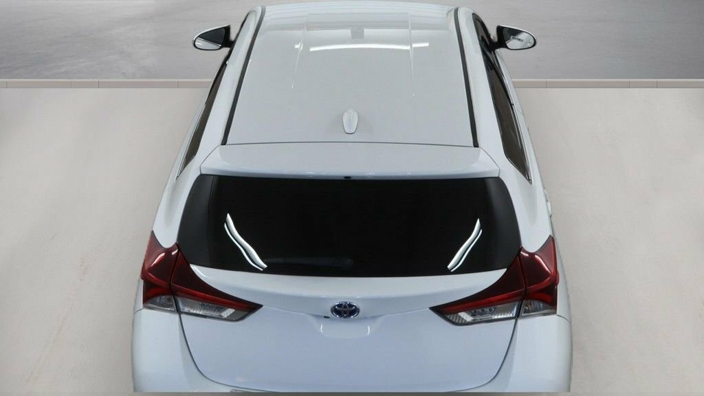 Toyota Auris   #8