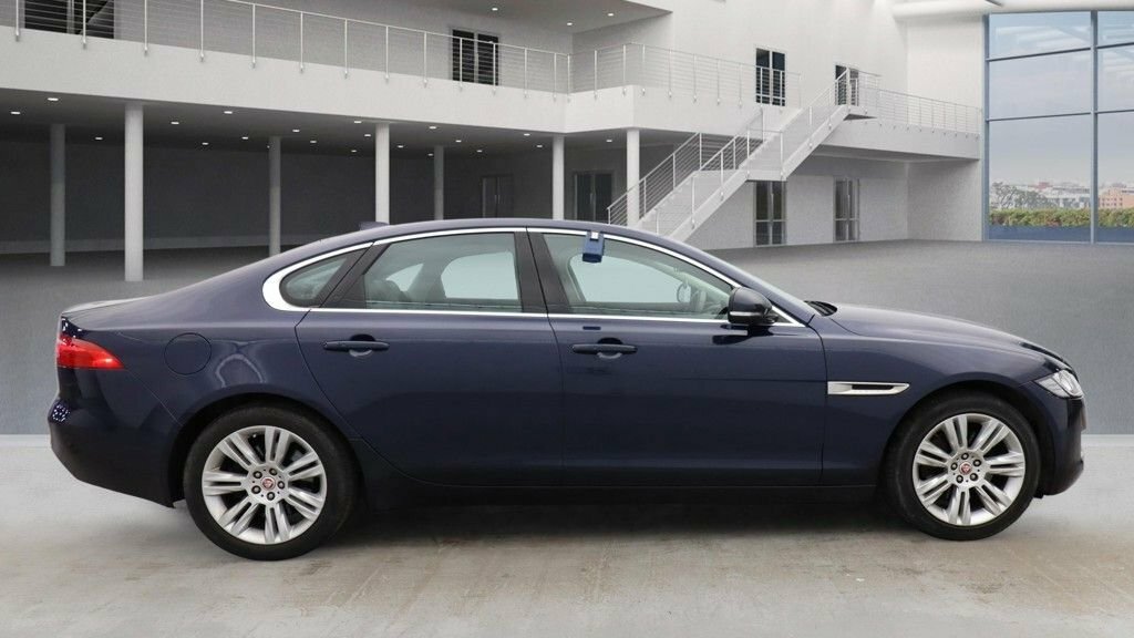 Jaguar XF 2L Portfolio Blue #5