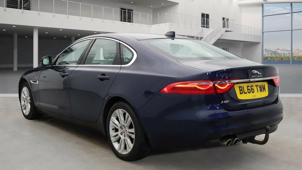 Jaguar XF 2L Portfolio Blue #3