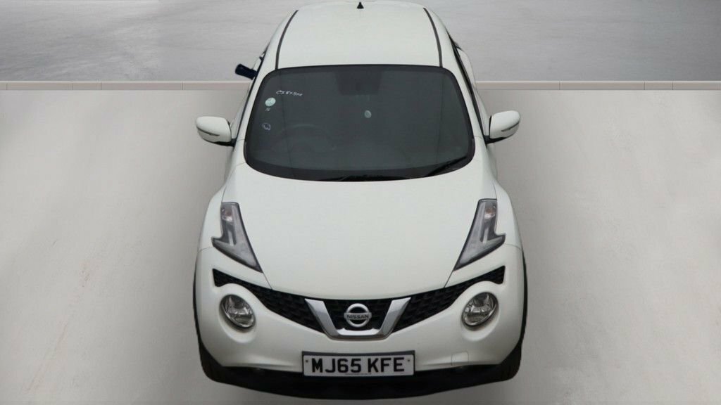 Nissan Juke 1.6L Acenta Premium White #6