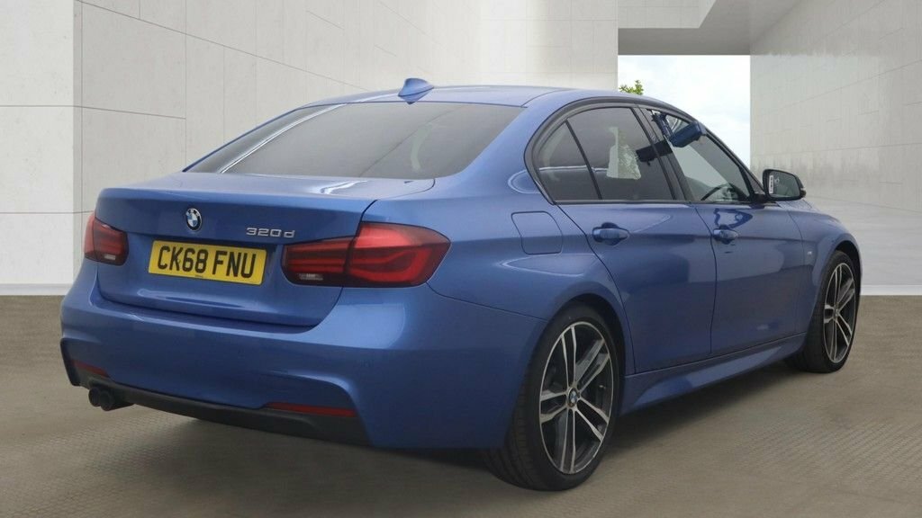 BMW 3 Series 2L M Sport Shadow Edition CK68FNU Blue #4