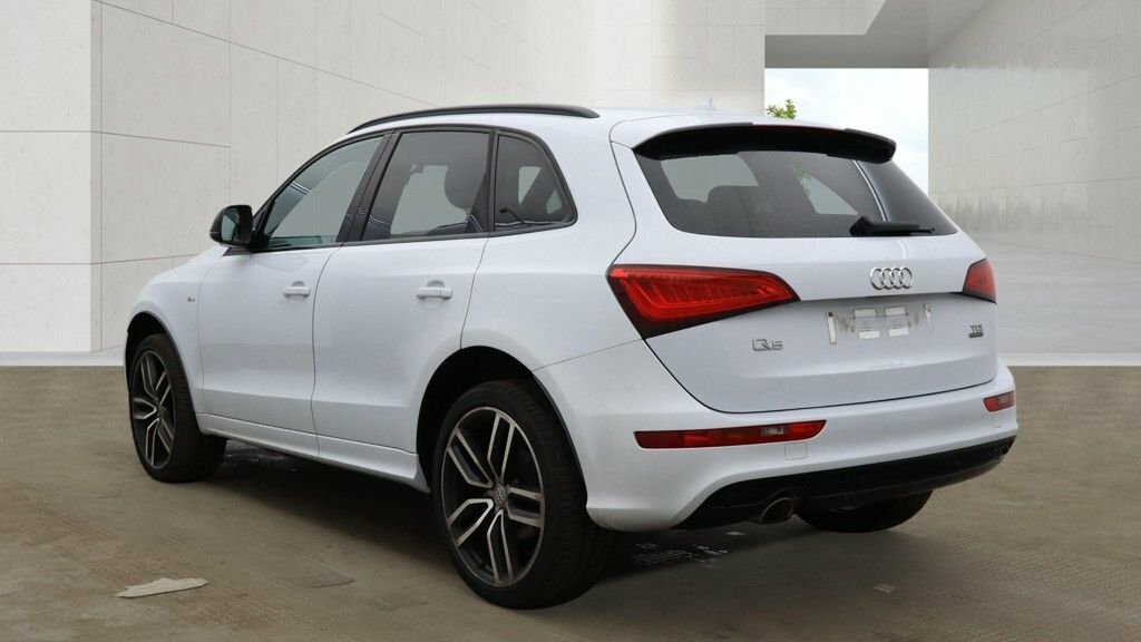 Audi Q5 2L S Line Plus Grey #3