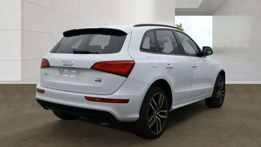 Audi Q5 2L S Line Plus Grey #3