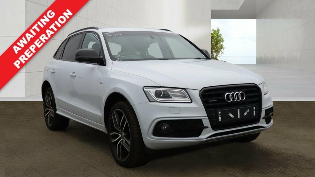 Audi Q5 2L S Line Plus Grey