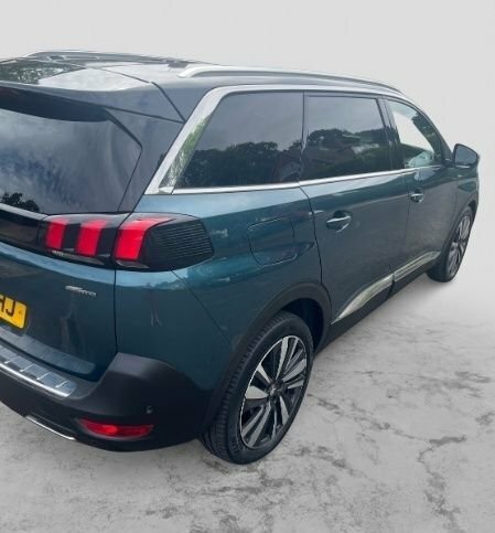 Peugeot 5008 1.5L Gt Line Premium Green #2