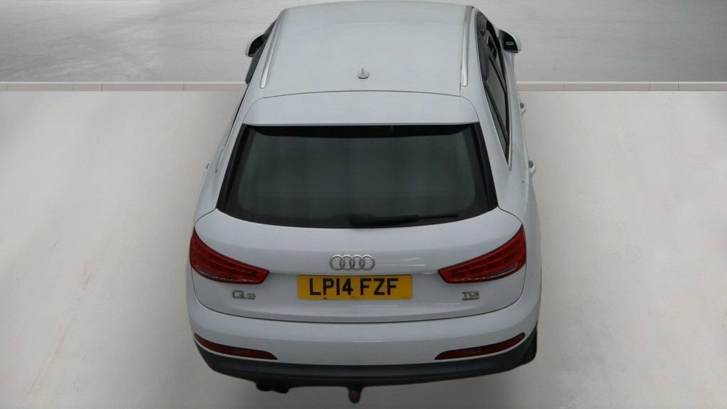 Audi Q3 2L Se White #6