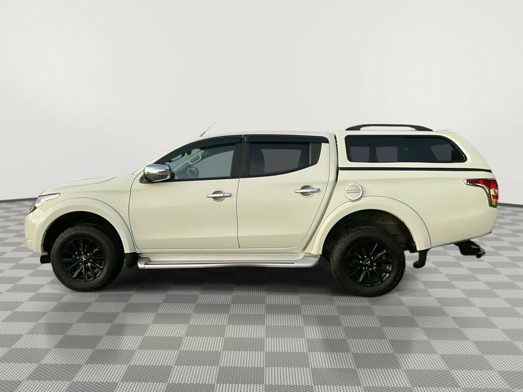 Mitsubishi L200 2.4L Dc Barbarian White #3