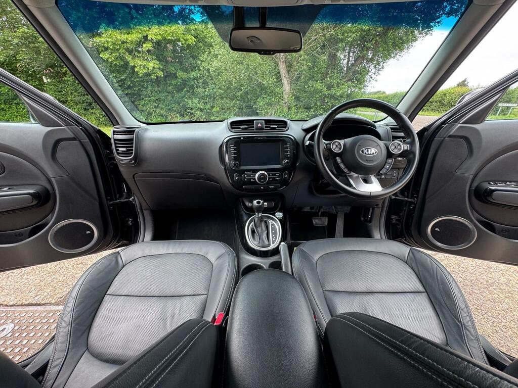 Kia Soul 1.6 Crdi 3 Suv Black #2