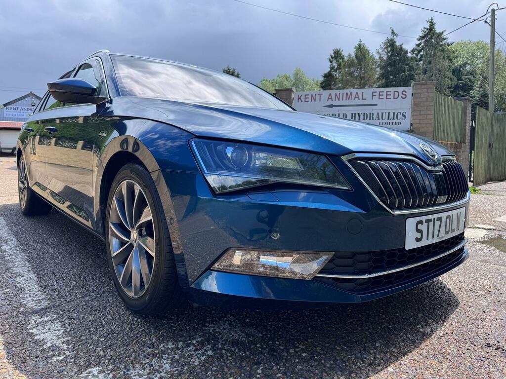 Skoda Superb 2.0 Tdi Laurin Klement Estate ST17OLW Blue #4