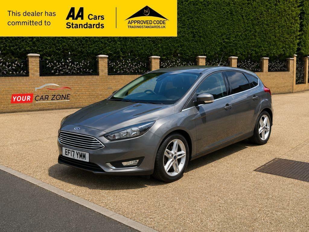 Ford Focus 1.0T Ecoboost Titanium Hatchback EF17YMM Grey
