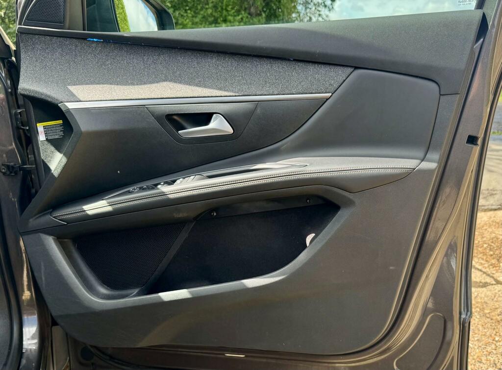 Peugeot 5008 Hatchback Black #73