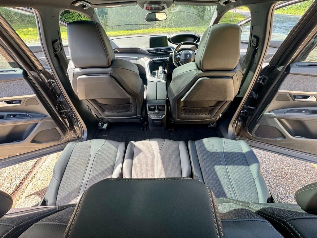 Peugeot 5008 Hatchback Black #49