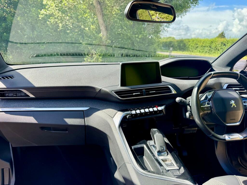 Peugeot 5008 Hatchback Black #77