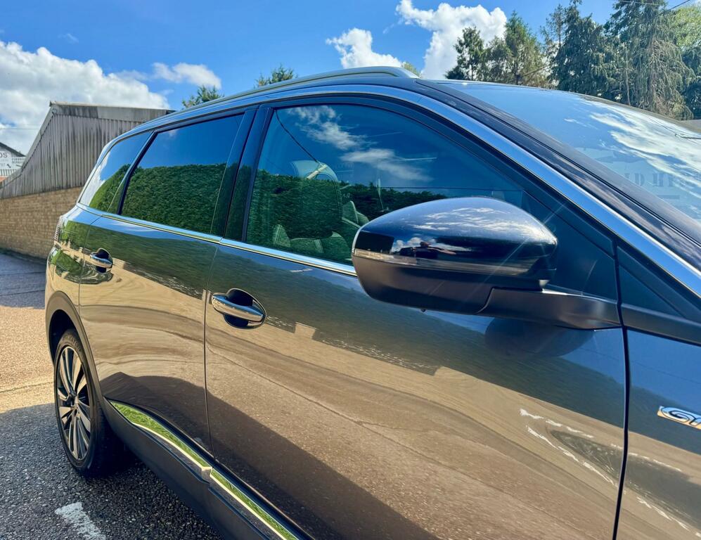 Peugeot 5008 Hatchback Black #32