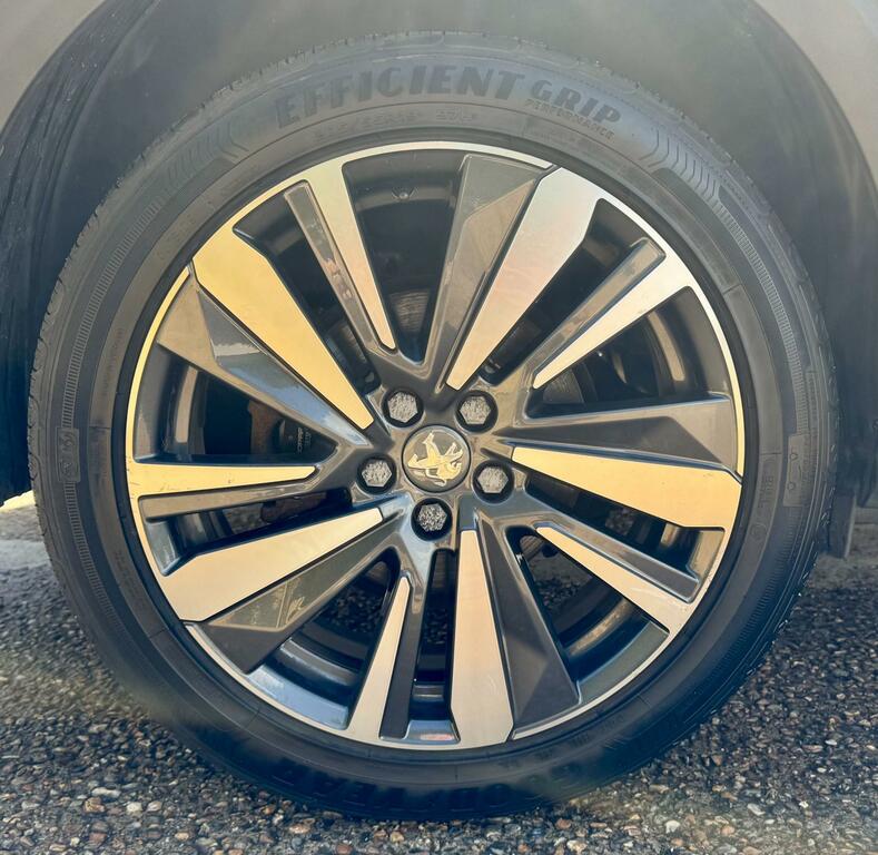 Peugeot 5008 Hatchback Black #25