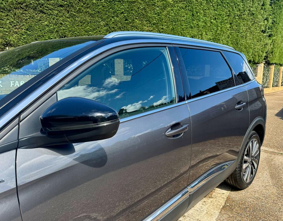 Peugeot 5008 Hatchback Black #34