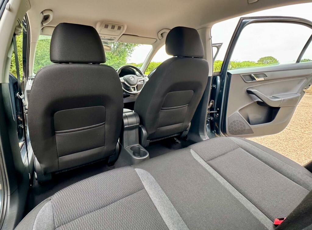 Skoda Rapid 1.4 Tsi Se Hatchback Blue #73